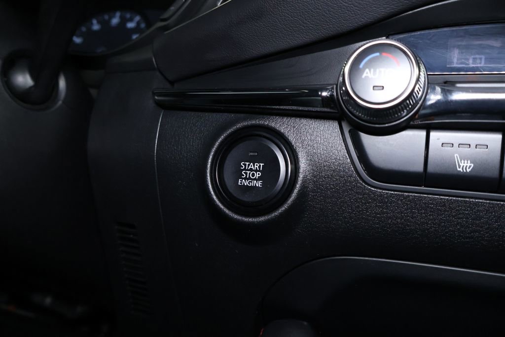 Used 2024 MAZDA MAZDA3 s image 25