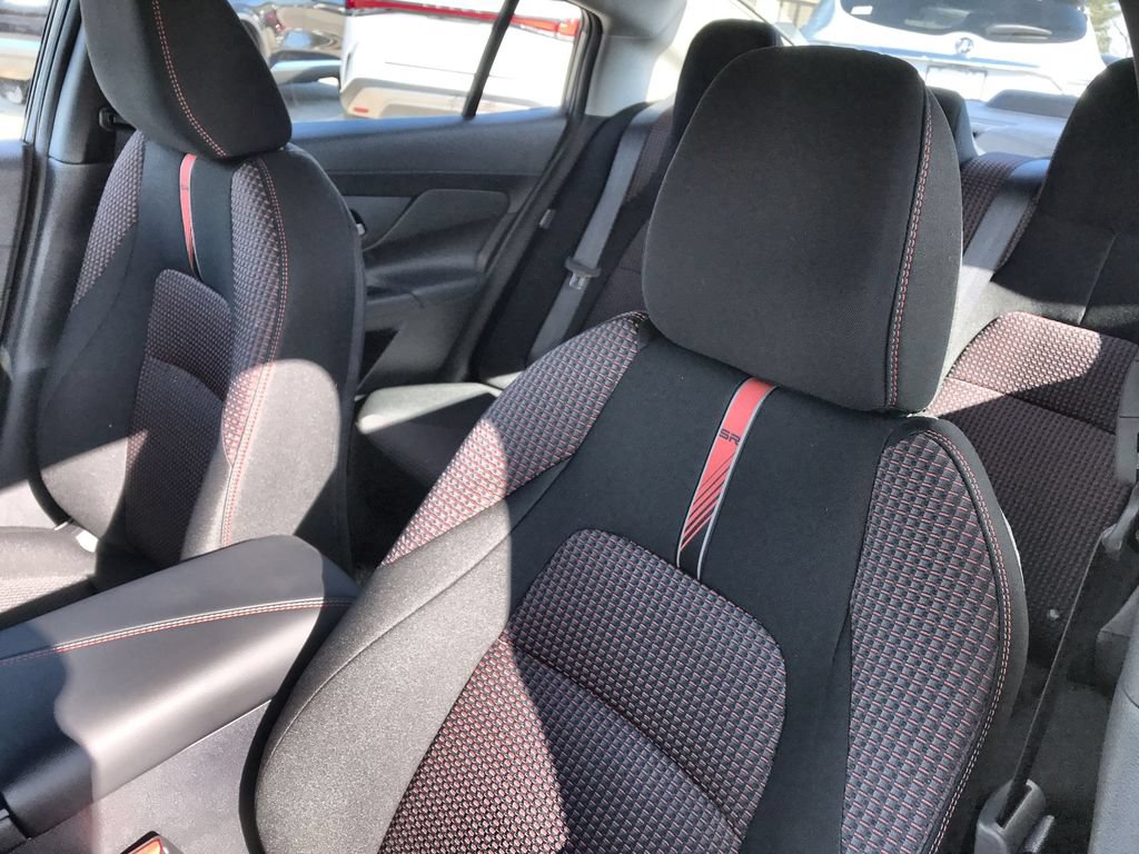 New 2026 Nissan Sentra SR w/ Floor Mat Package FWD image 11