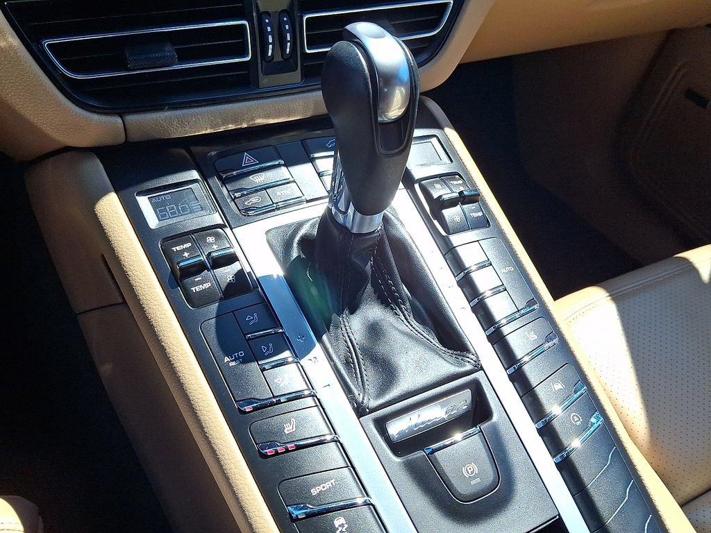 Used 2021 Porsche Macan S AWD/4WD image 28