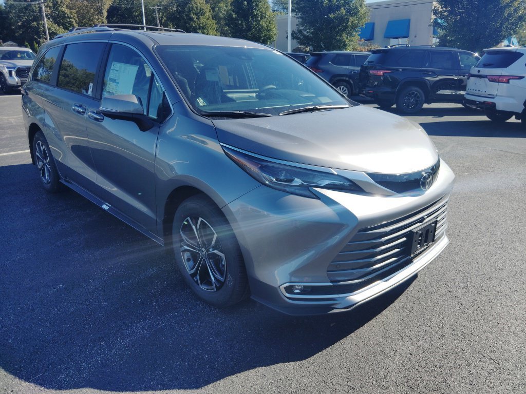 New 2026 Toyota Sienna Platinum AWD/4WD image 1