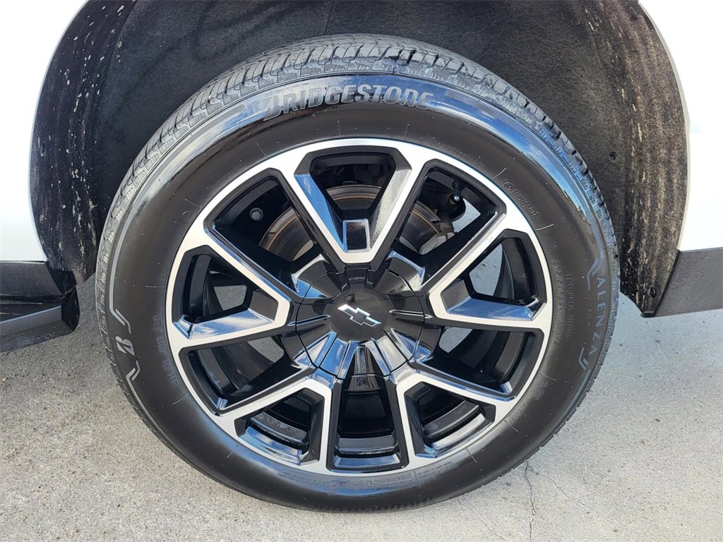 Used 2021 Chevrolet Suburban RST image 33