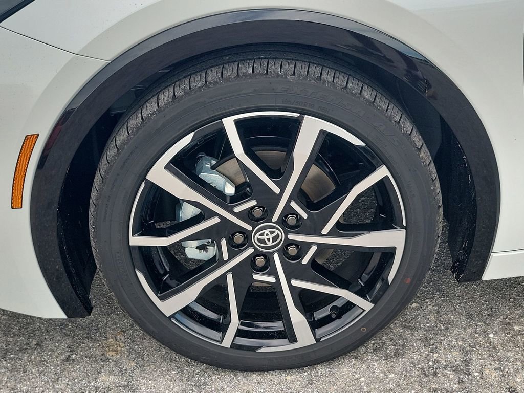 New 2026 Toyota Prius Plug-In Hybrid image 17