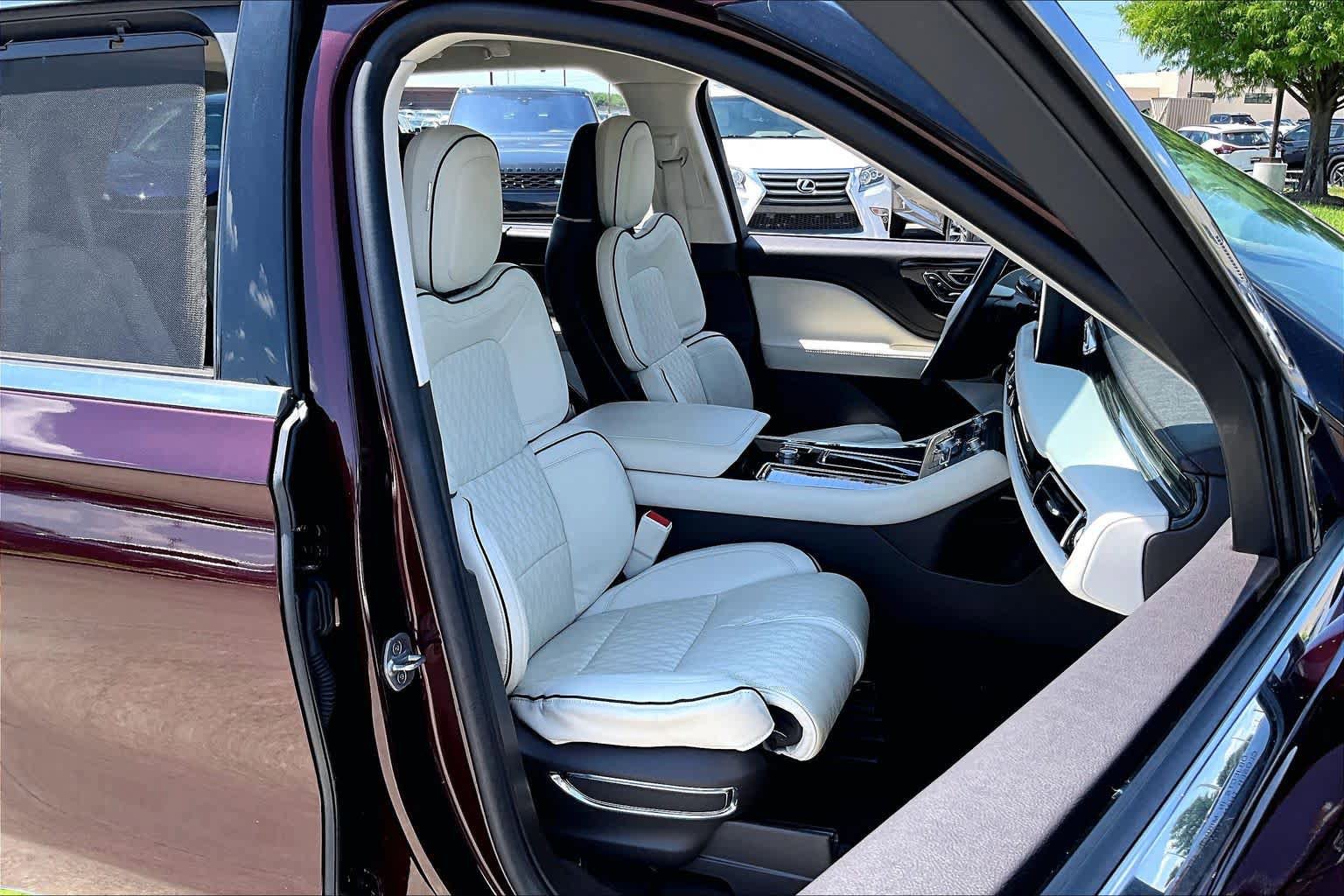 Used 2020 Lincoln Aviator Black Label w/ Dynamic Handling Package AWD/4WD image 8