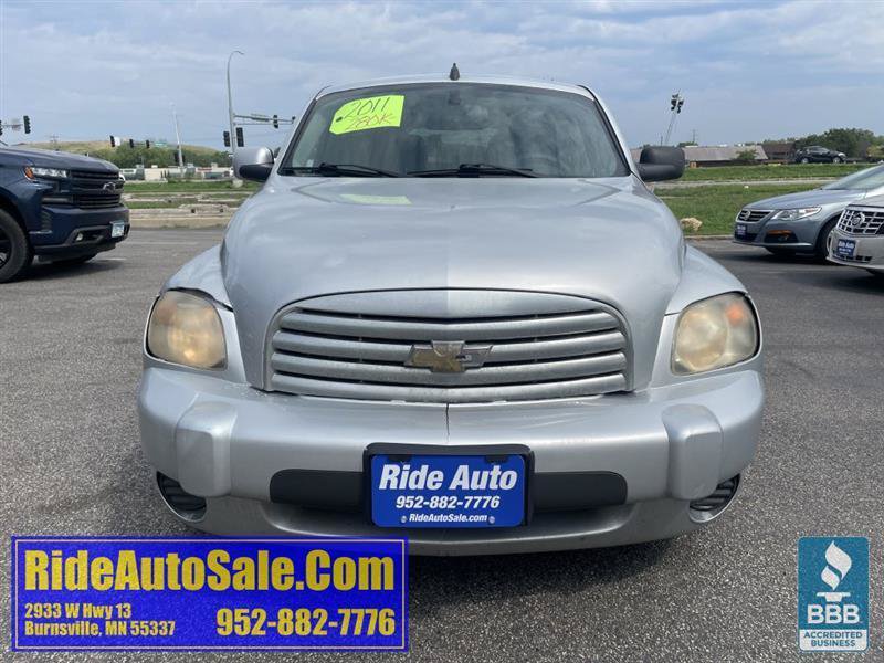Used 2011 Chevrolet HHR LT FWD image 2