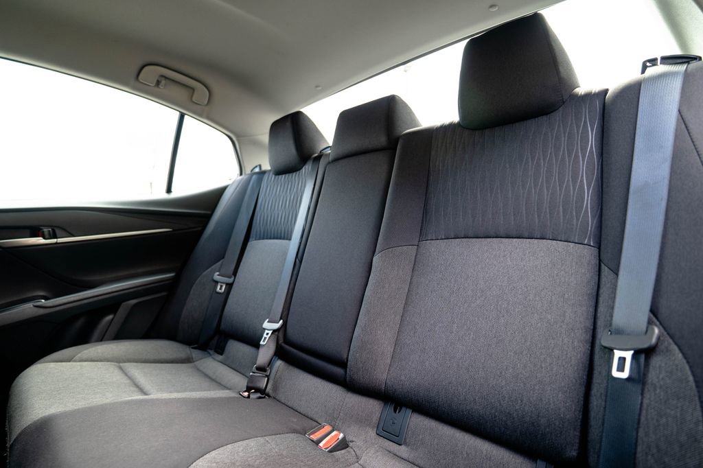 Used 2025 Toyota Camry LE AWD/4WD image 33