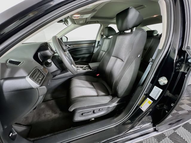 Used 2018 Honda Accord EX image 23