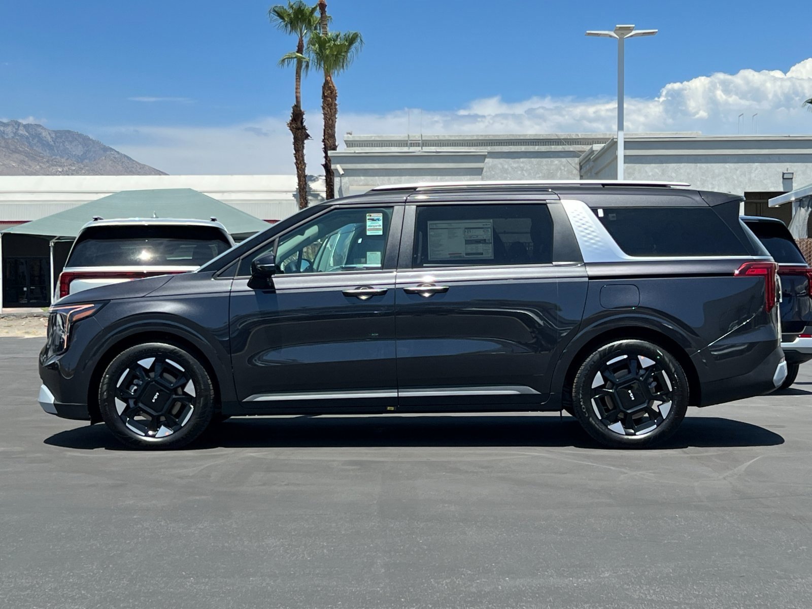 New 2026 Kia Carnival EX image 6