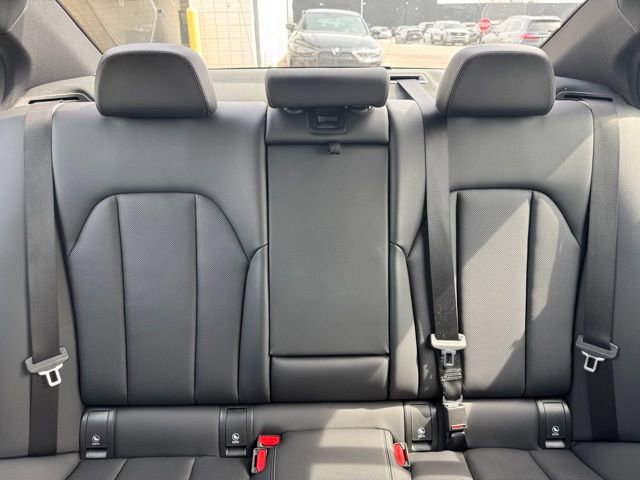 Used 2023 BMW 330i xDrive 330i xDrive w/ M Sport Package image 28