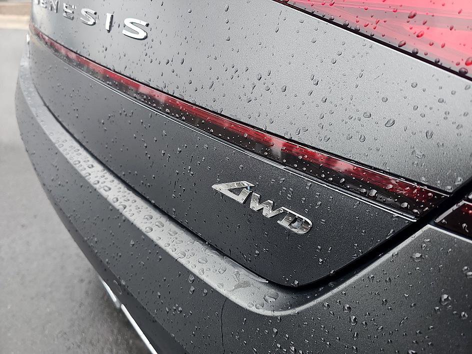 Used 2023 Genesis G90 3.5T image 9