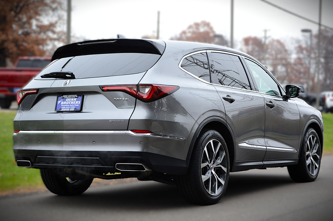 Used 2023 Acura MDX SH-AWD w/ Technology Package image 5