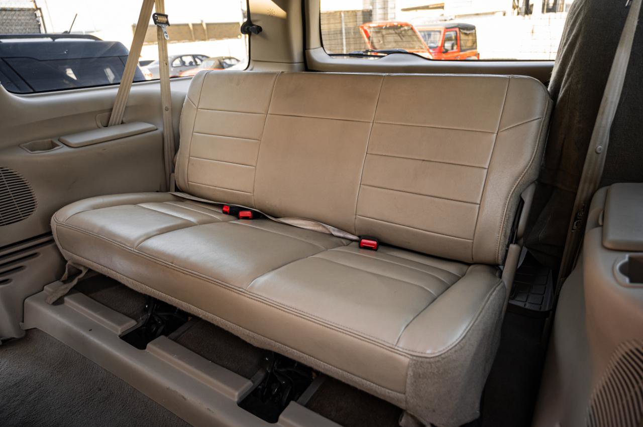 Used 2003 Ford Excursion Limited image 34