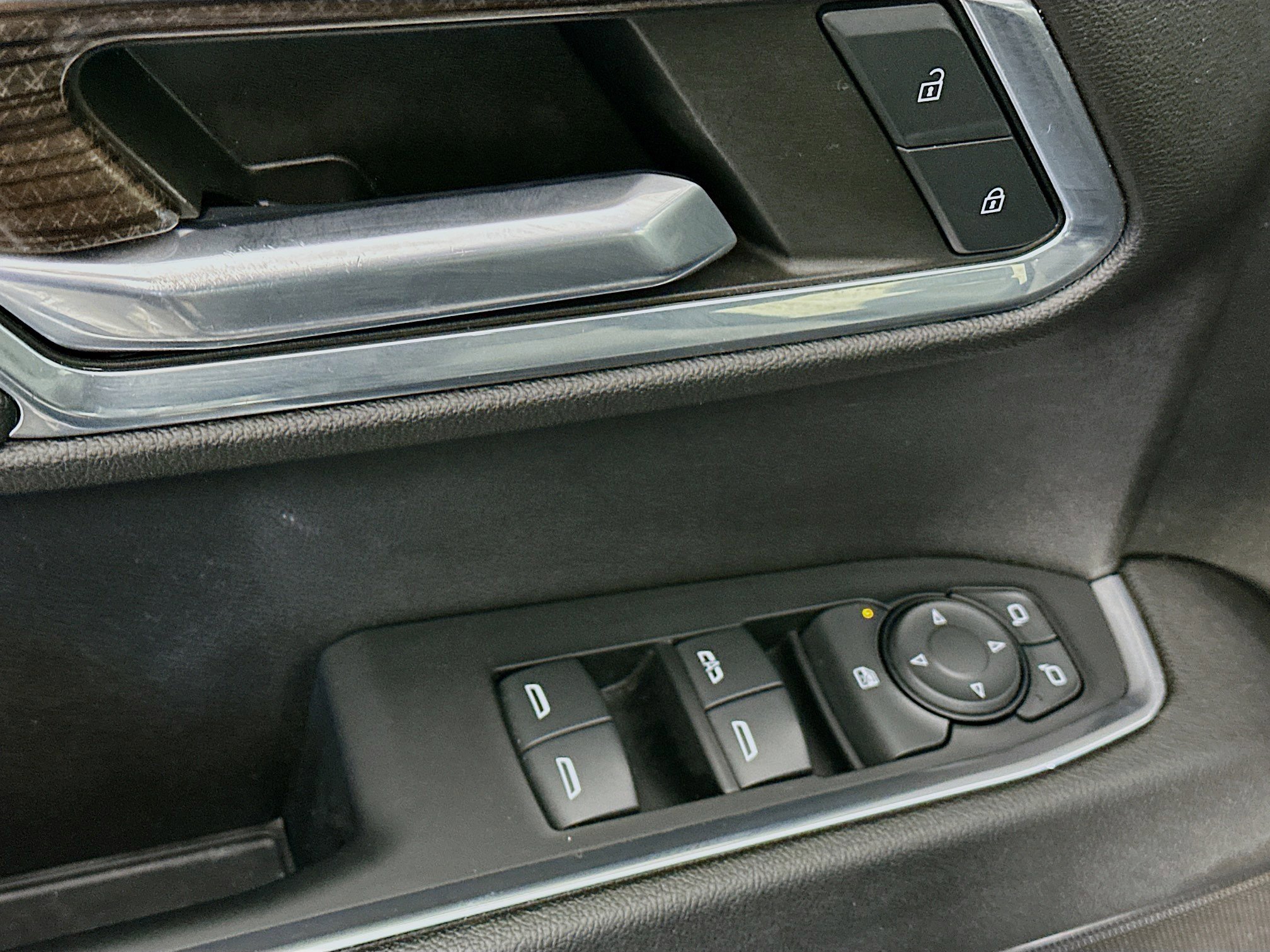 Used 2023 Chevrolet Silverado 1500 LT image 15