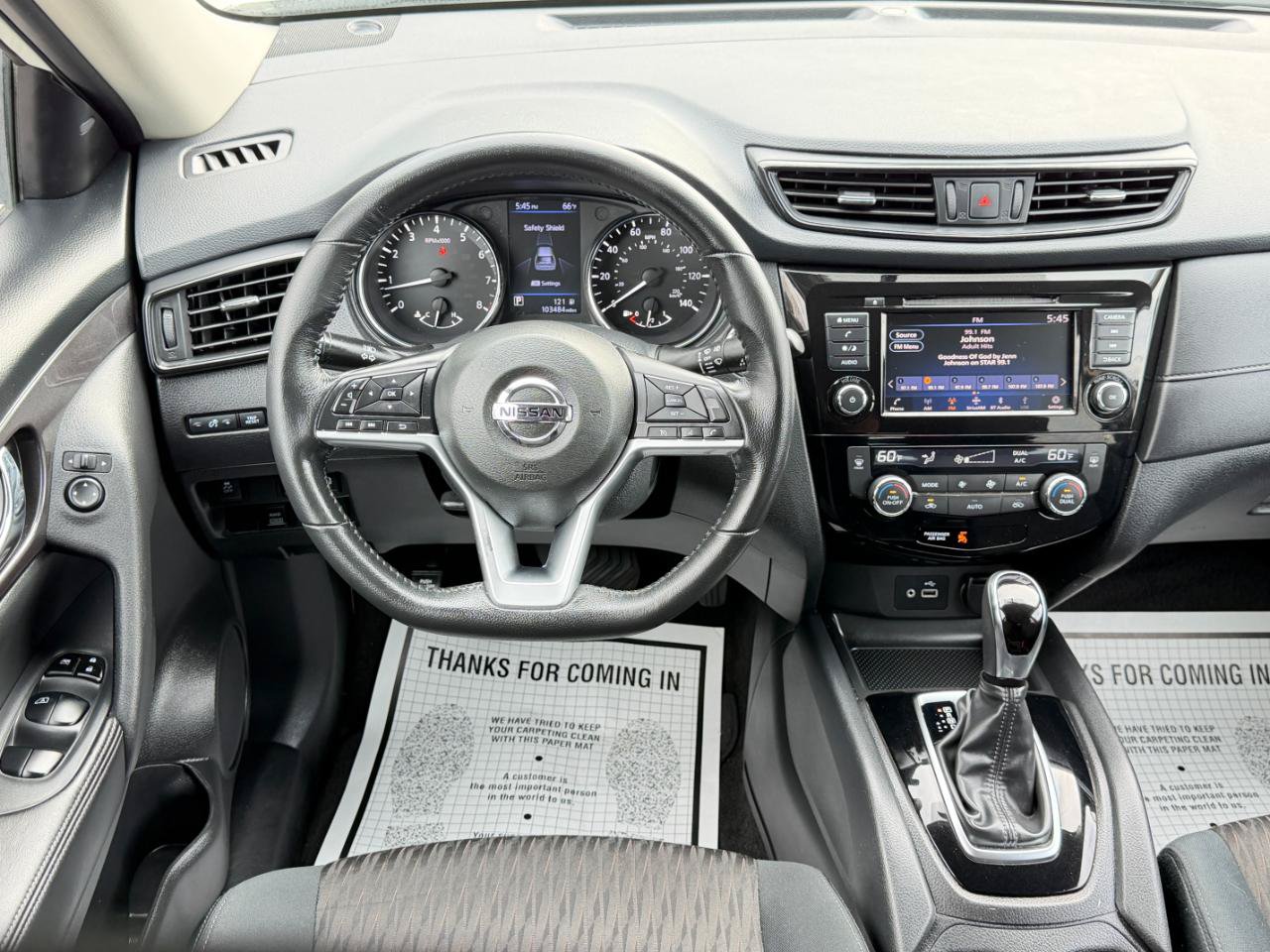 Used 2018 Nissan Rogue SV AWD/4WD image 27