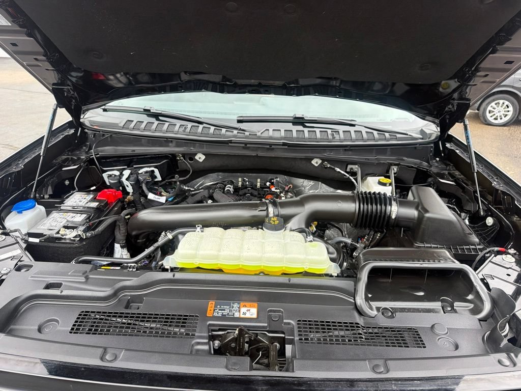 Used 2026 Ford Expedition Active AWD/4WD image 39