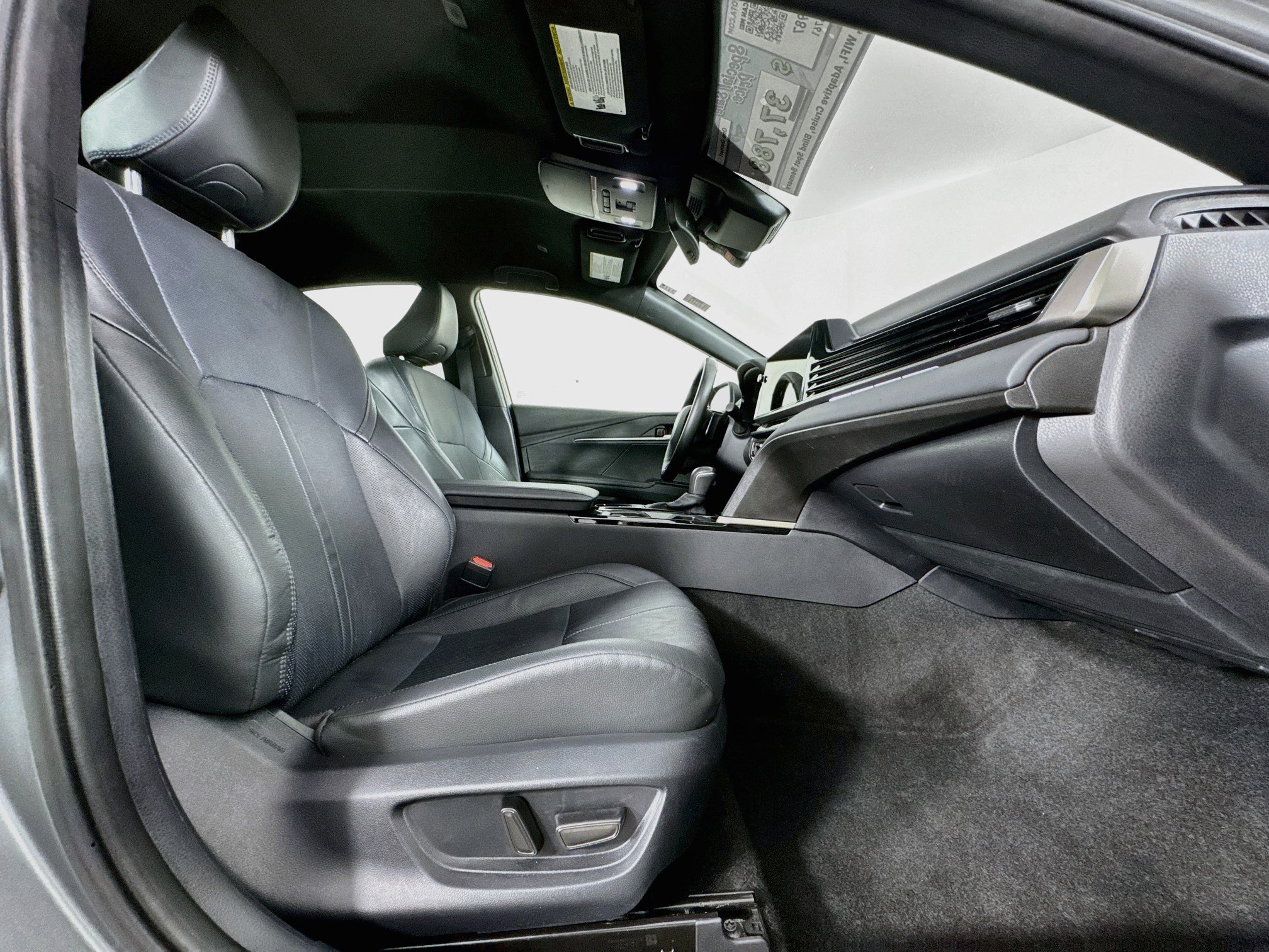 Certified 2025 Toyota Camry XSE FWD image 27