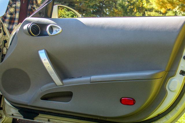 Used 2004 Nissan 350Z Touring RWD image 31