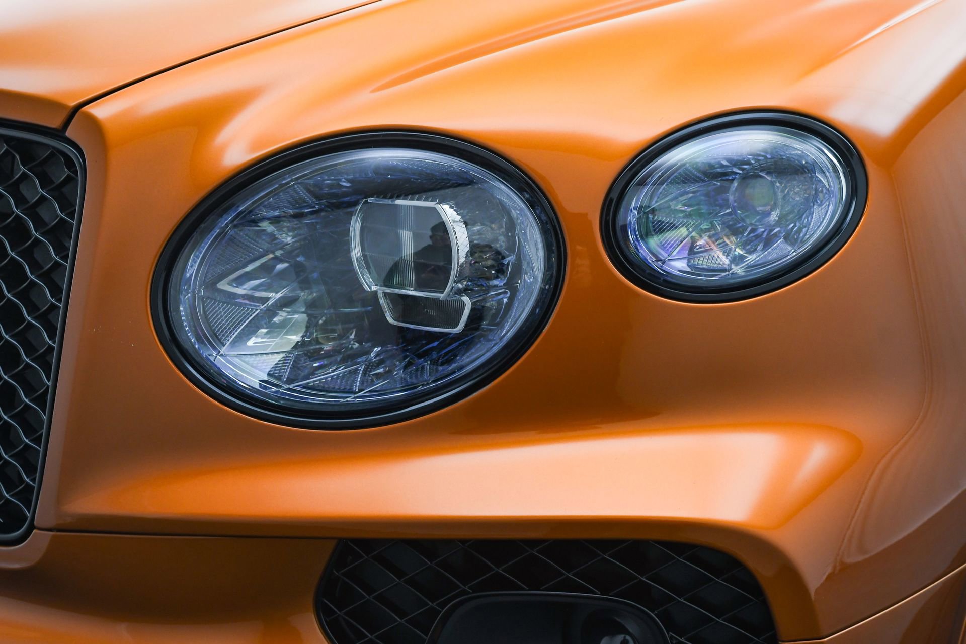 Certified 2022 Bentley Bentayga image 29