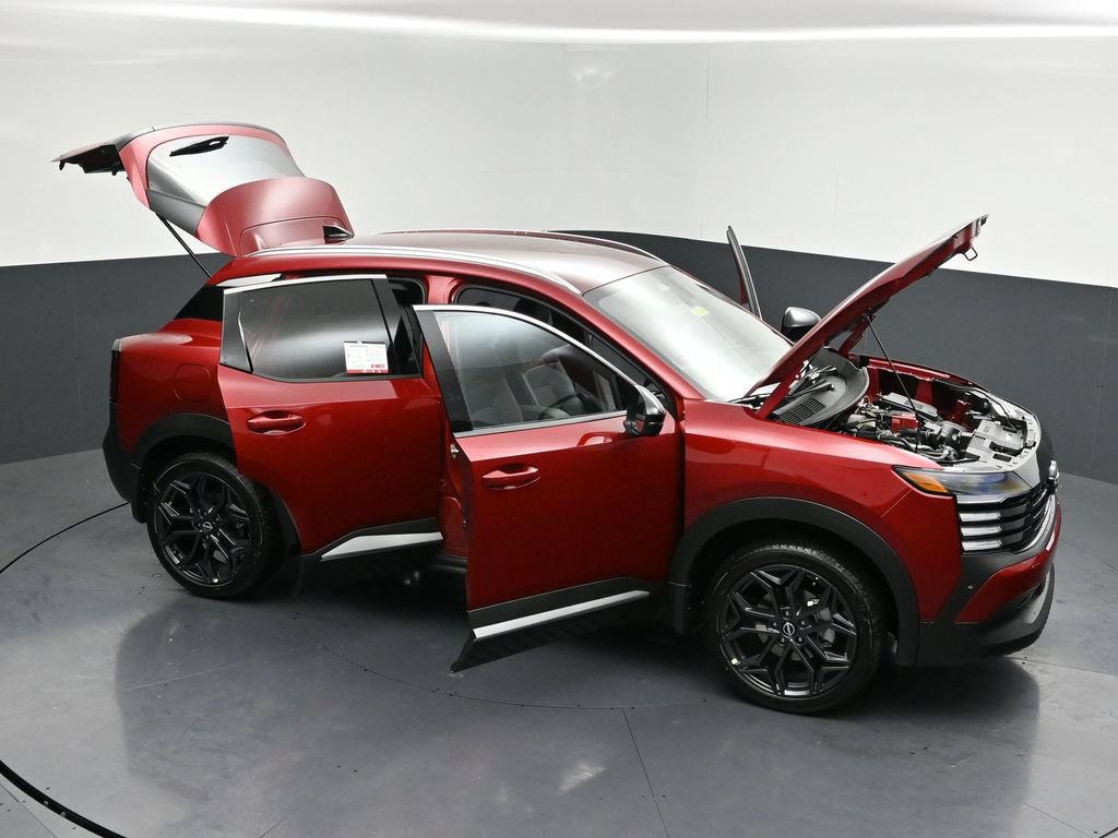 New 2026 Nissan Kicks SR AWD/4WD image 29