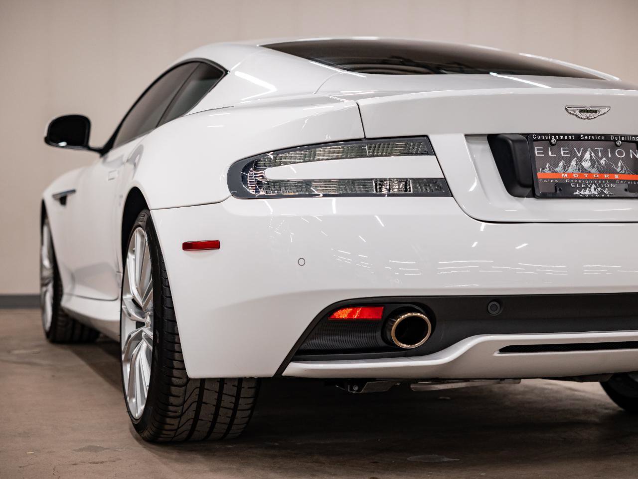 Used 2012 Aston Martin Virage Coupe image 32
