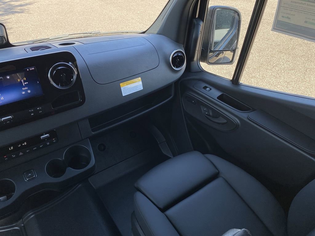 New 2026 Mercedes-Benz Sprinter 2500 image 4