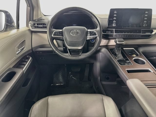 Certified 2022 Toyota Sienna XLE FWD image 24