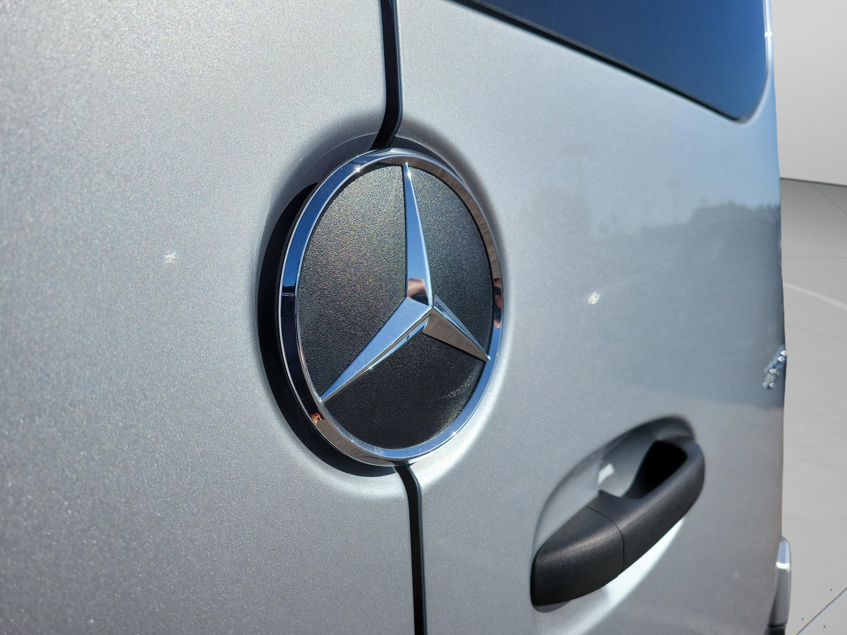 New 2025 Mercedes-Benz Sprinter 2500 image 29