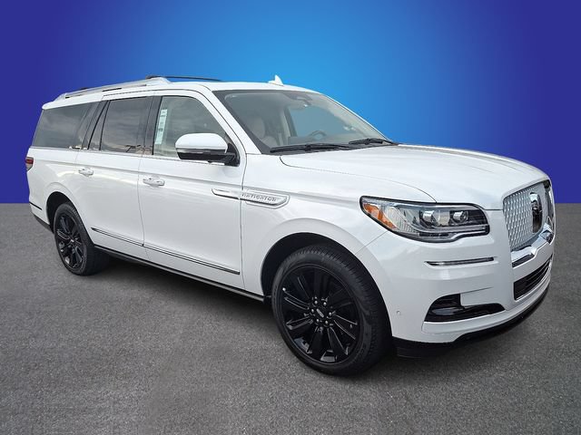 New 2024 Lincoln Navigator L Reserve AWD/4WD image 2