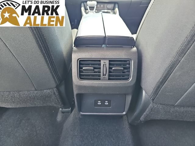 Used 2025 Nissan Rogue SV FWD image 20