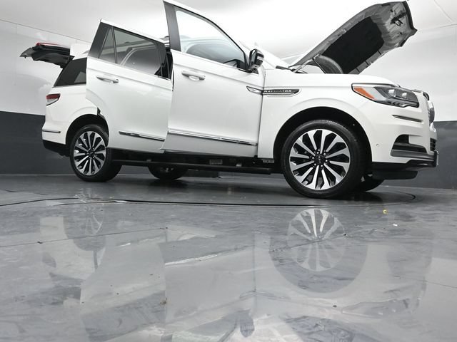 Certified 2023 Lincoln Navigator Reserve AWD/4WD image 55