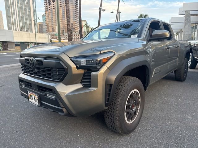 Used 2024 Toyota Tacoma TRD Off-Road image 5