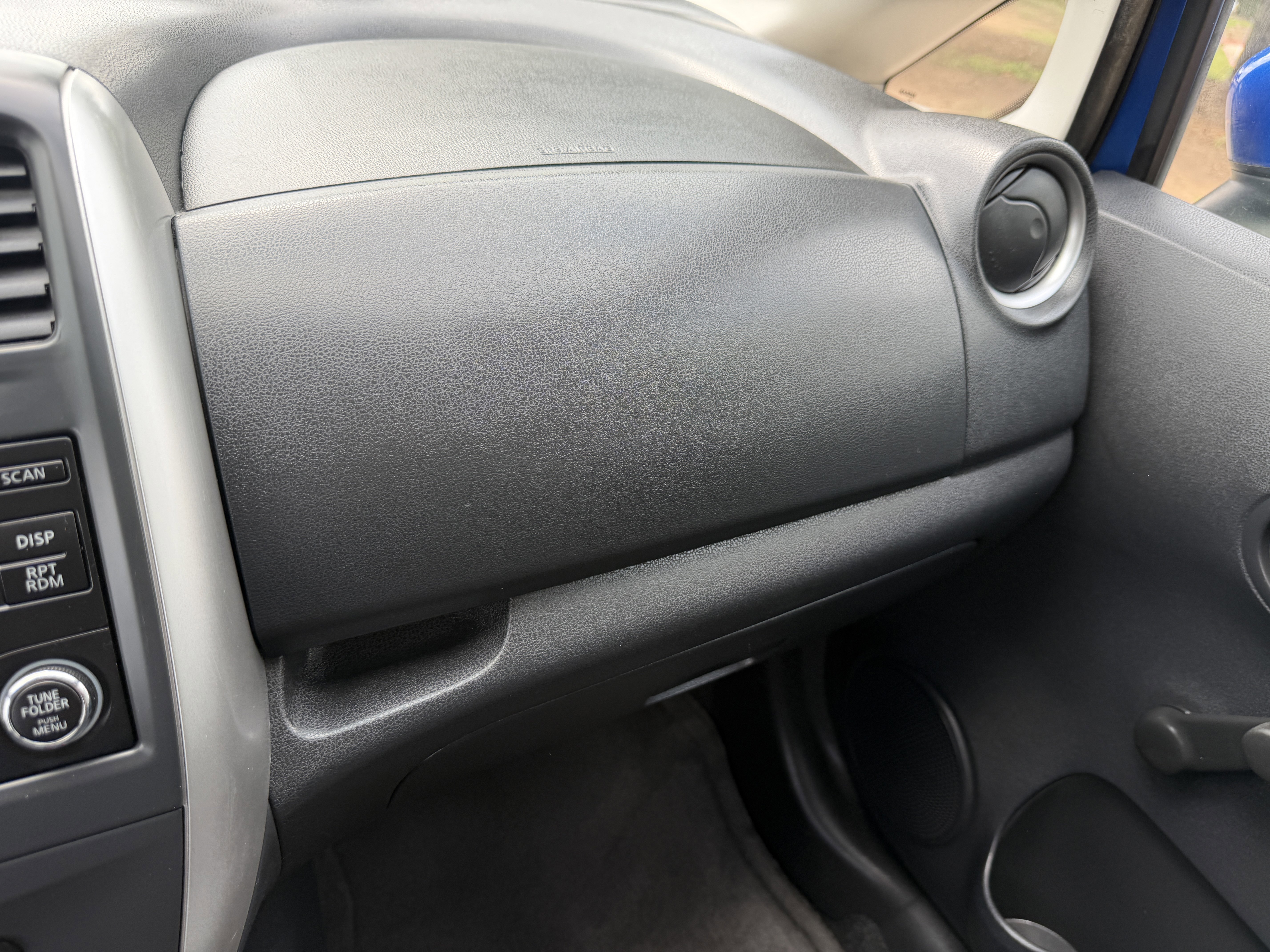 Used 2015 Nissan Versa Note S FWD image 28