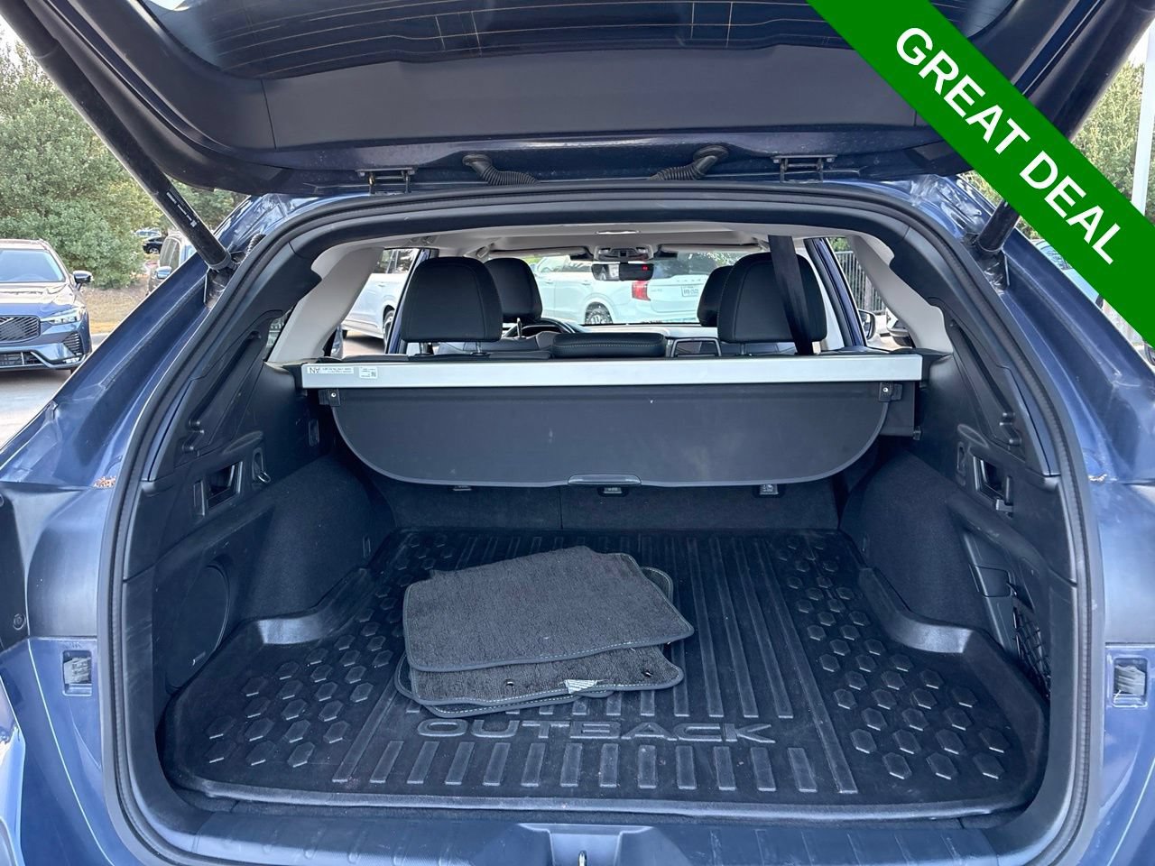 Used 2025 Subaru Outback Onyx Edition AWD/4WD image 10