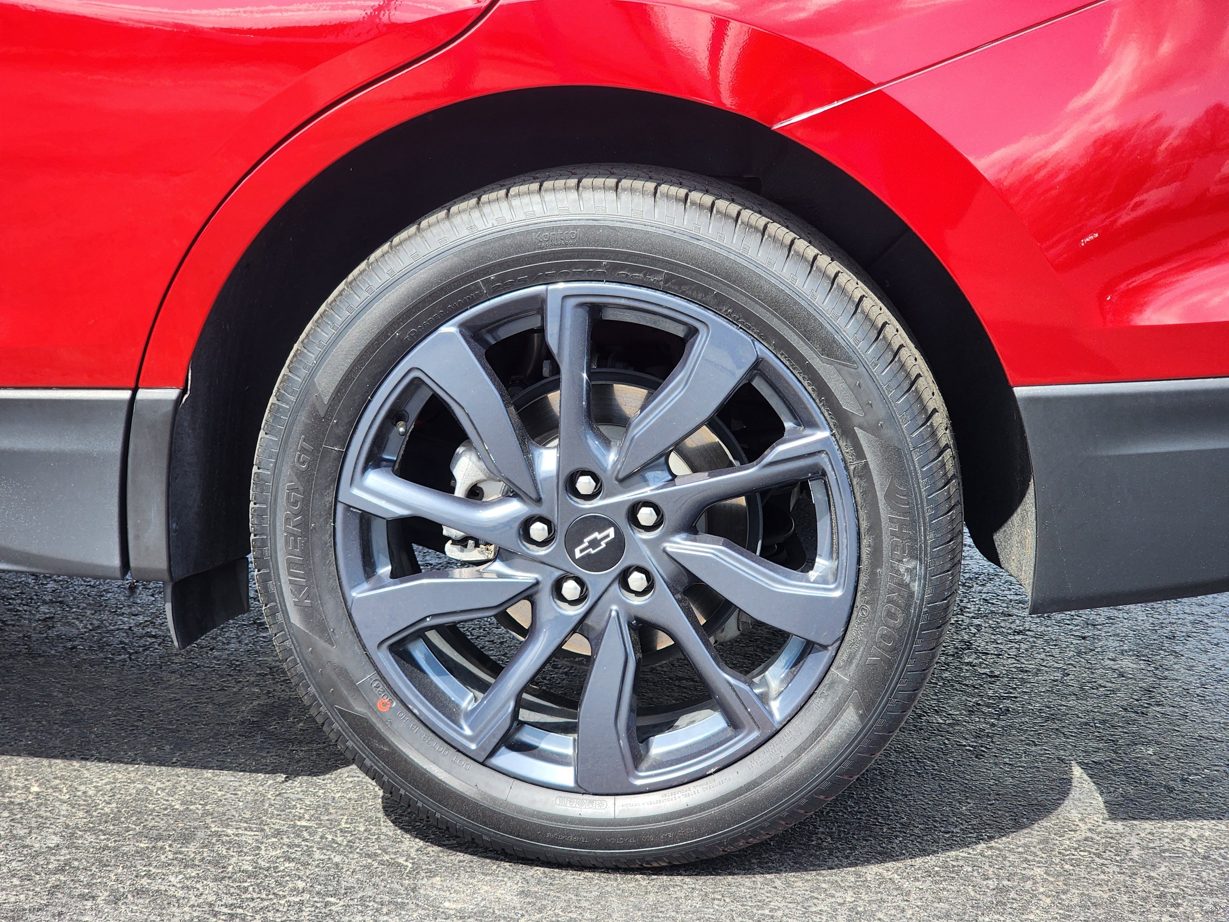 Used 2022 Chevrolet Equinox RS w/ RS Leather Package image 10