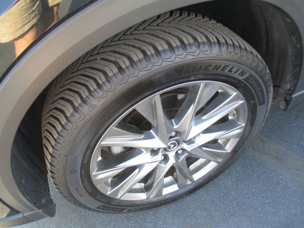 Used 2019 MAZDA CX-5 Signature image 13
