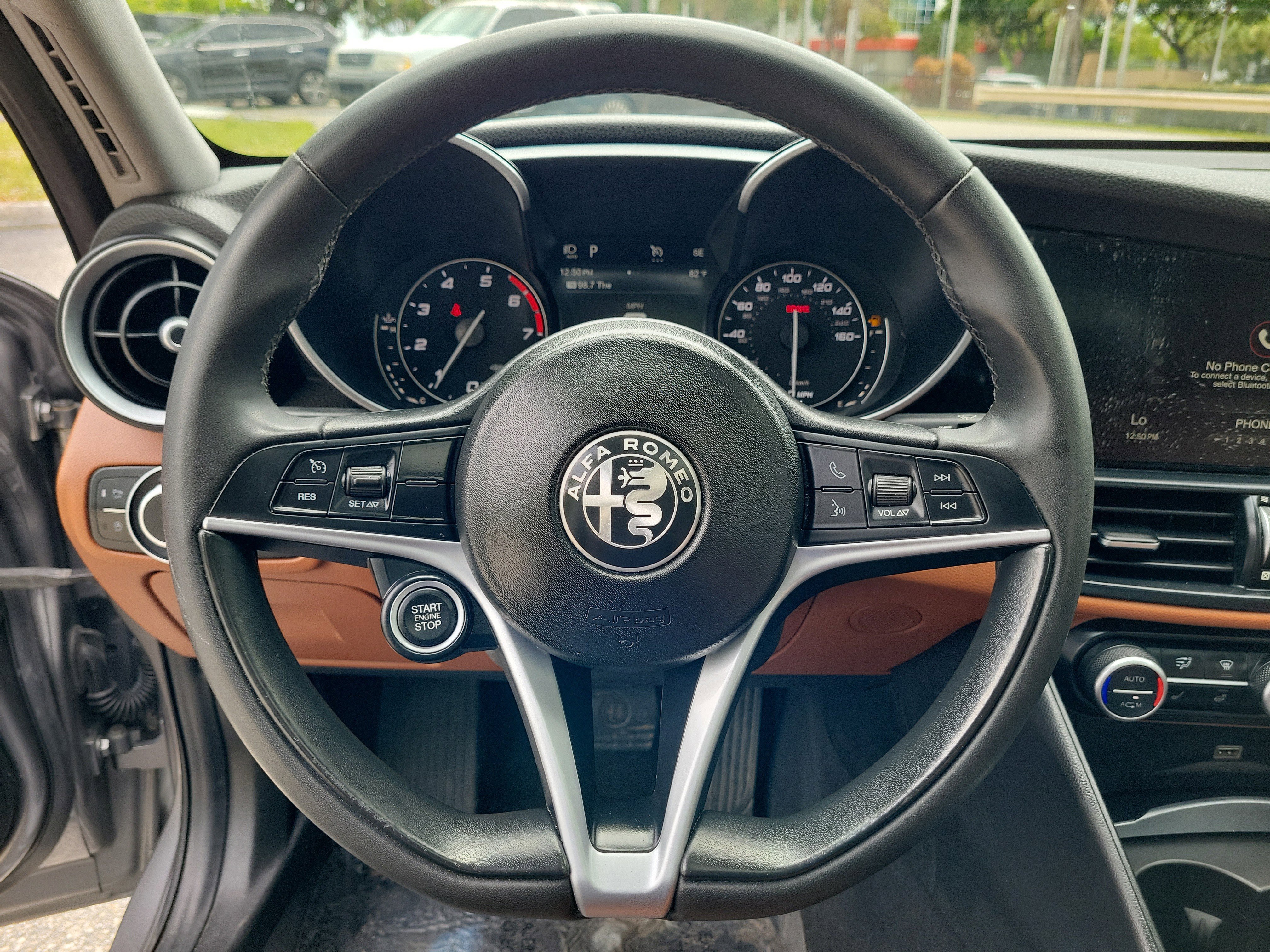 Used 2019 Alfa Romeo Giulia AWD w/ Cold Weather Package image 25