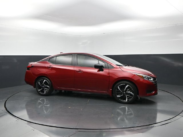 Certified 2025 Nissan Versa SR w/ Trunk Package FWD image 6