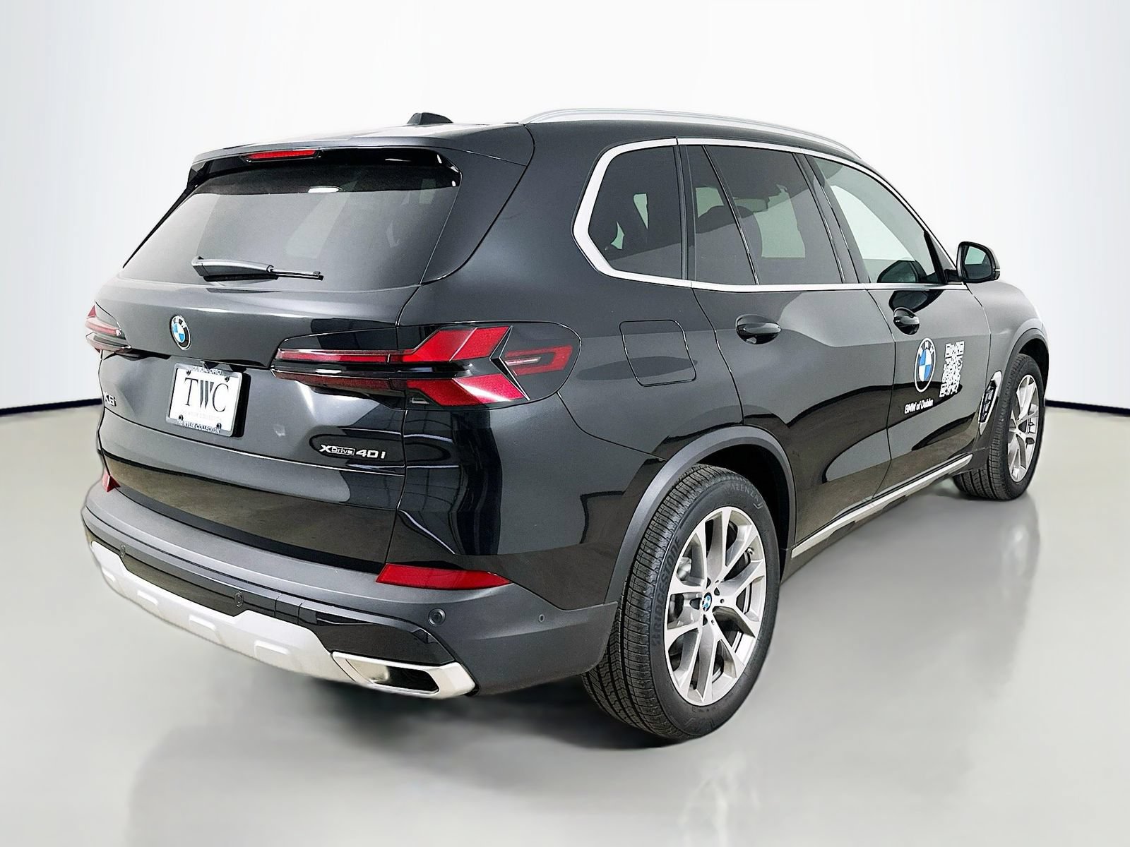 New 2026 BMW X5 xDrive40i w/ Climate Comfort Package AWD/4WD image 5