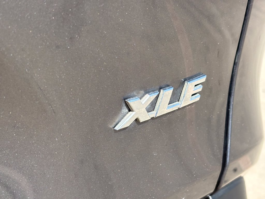 Used 2022 Toyota RAV4 XLE Premium FWD image 12