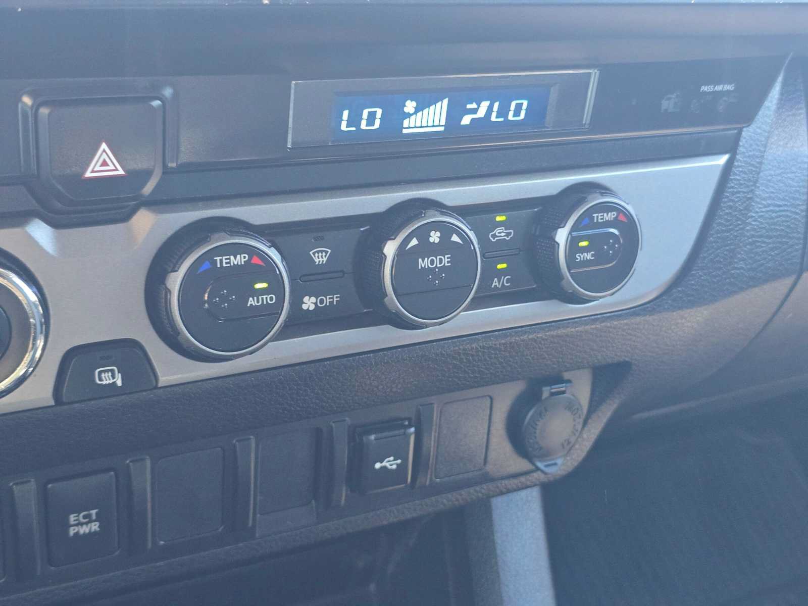 Certified 2023 Toyota Tacoma SR AWD/4WD image 27