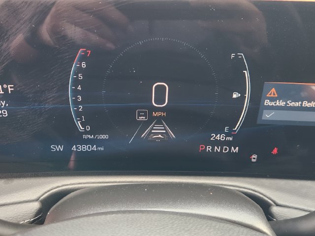 Used 2025 Cadillac XT4 Premium Luxury FWD image 15
