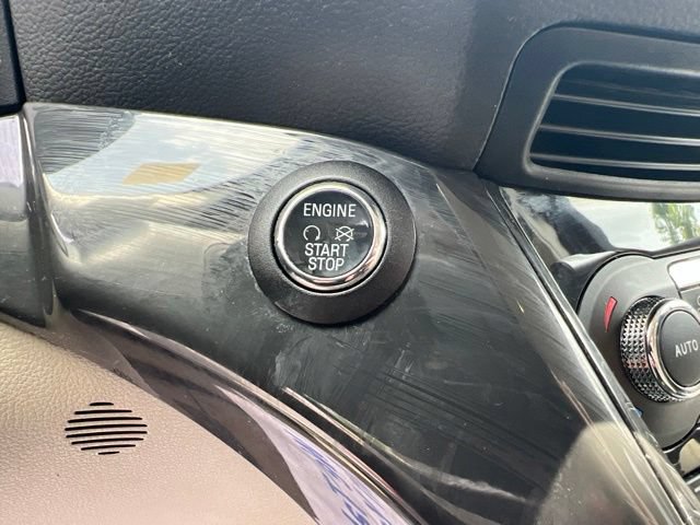 Used 2014 Ford Escape Titanium w/ Equipment Group 401A FWD image 19
