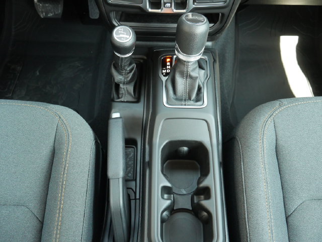 New 2026 Jeep Gladiator Sport AWD/4WD image 21