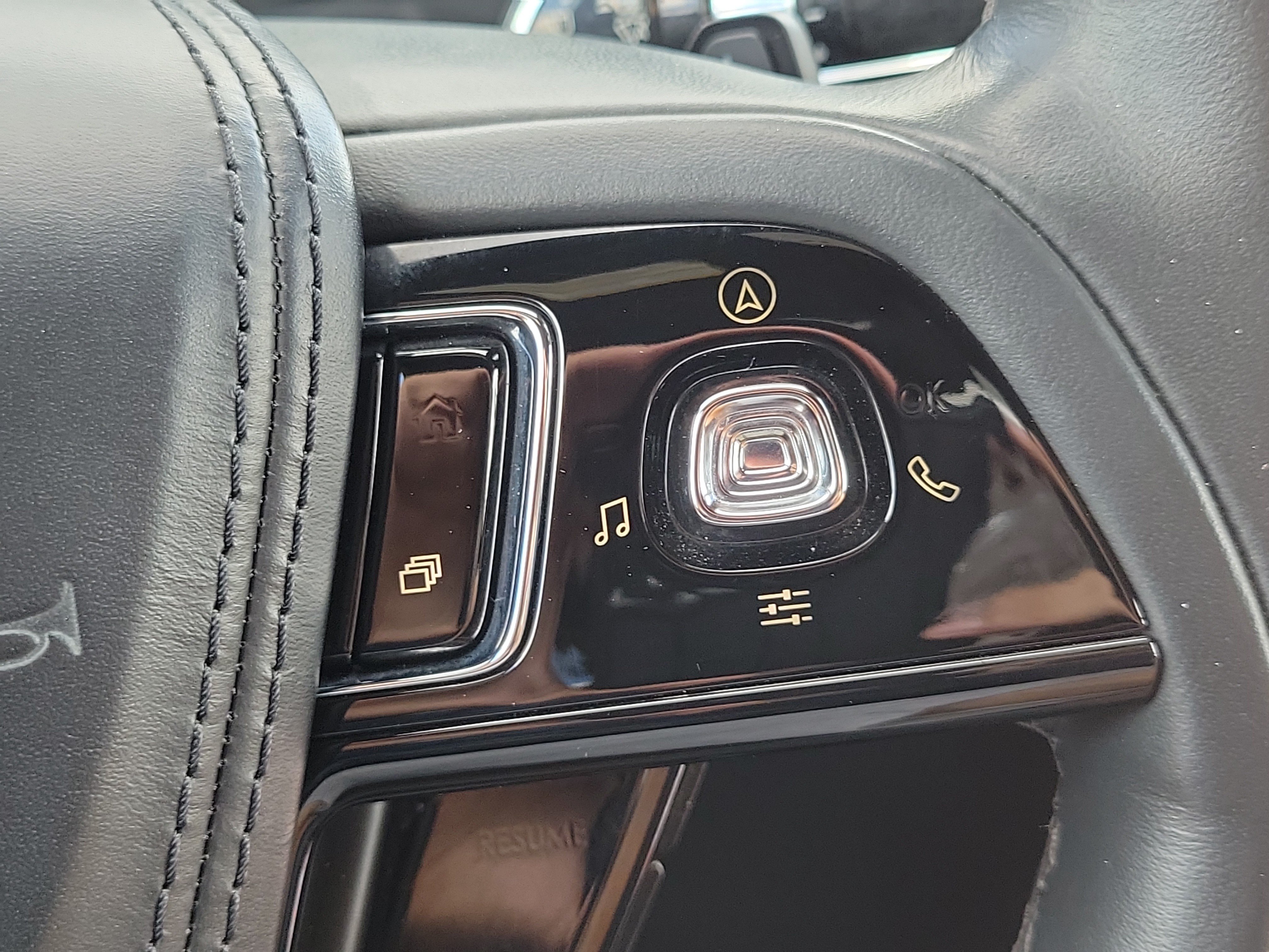 Used 2023 Lincoln Aviator Reserve w/ Elements Package Plus RWD image 23