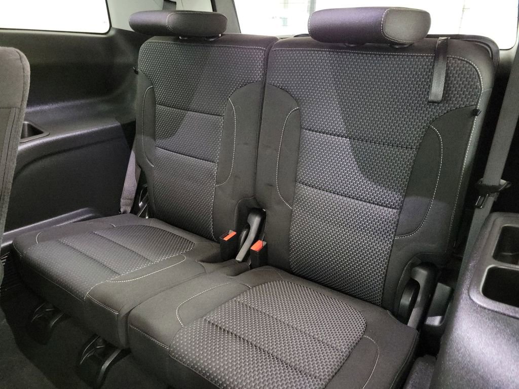 Certified 2023 GMC Acadia SLE w/ Driver Convenience Package image 10