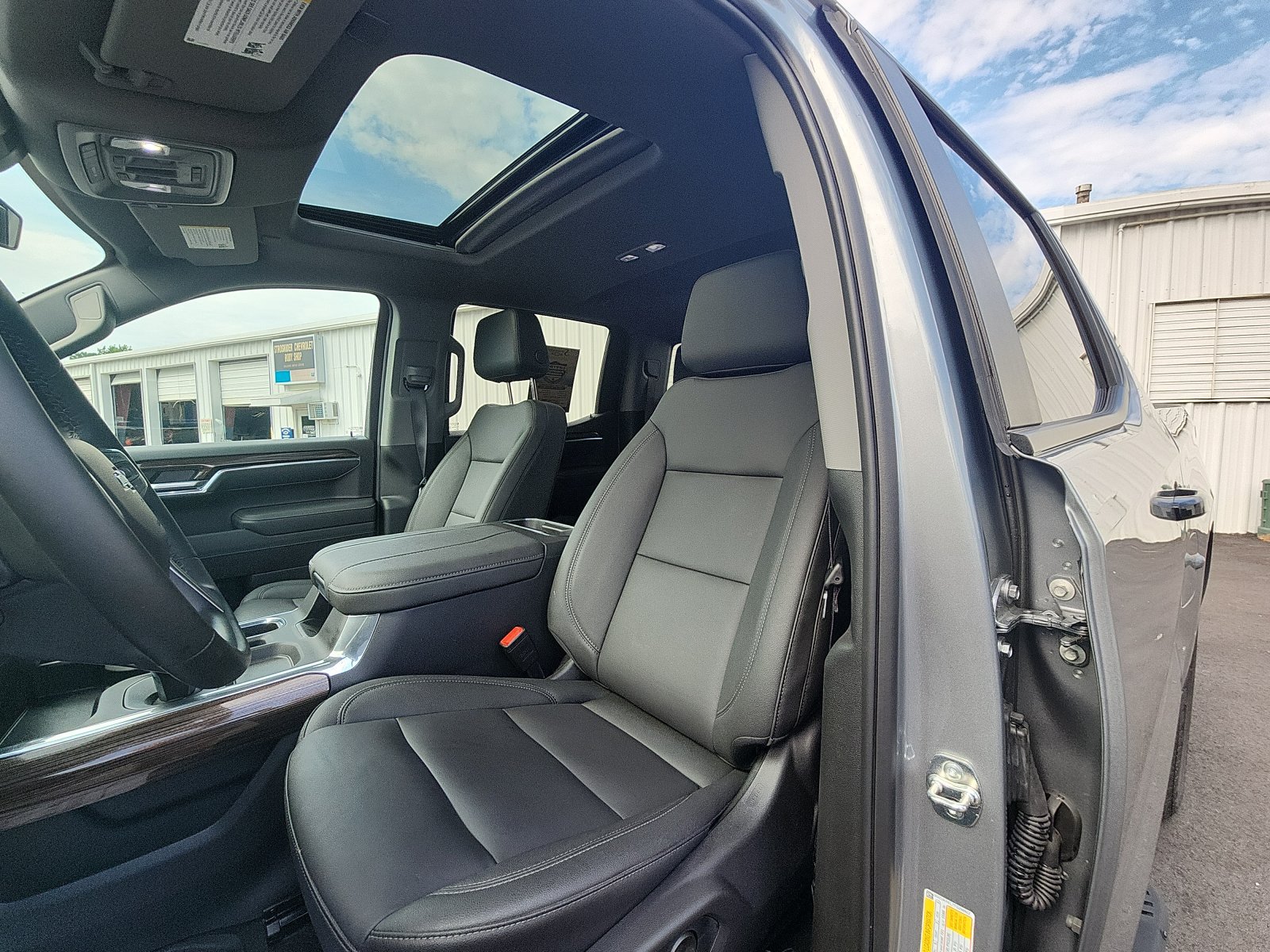 New 2026 Chevrolet Silverado 1500 LT Trail Boss w/ LT Trail Boss Premium Package AWD/4WD image 22