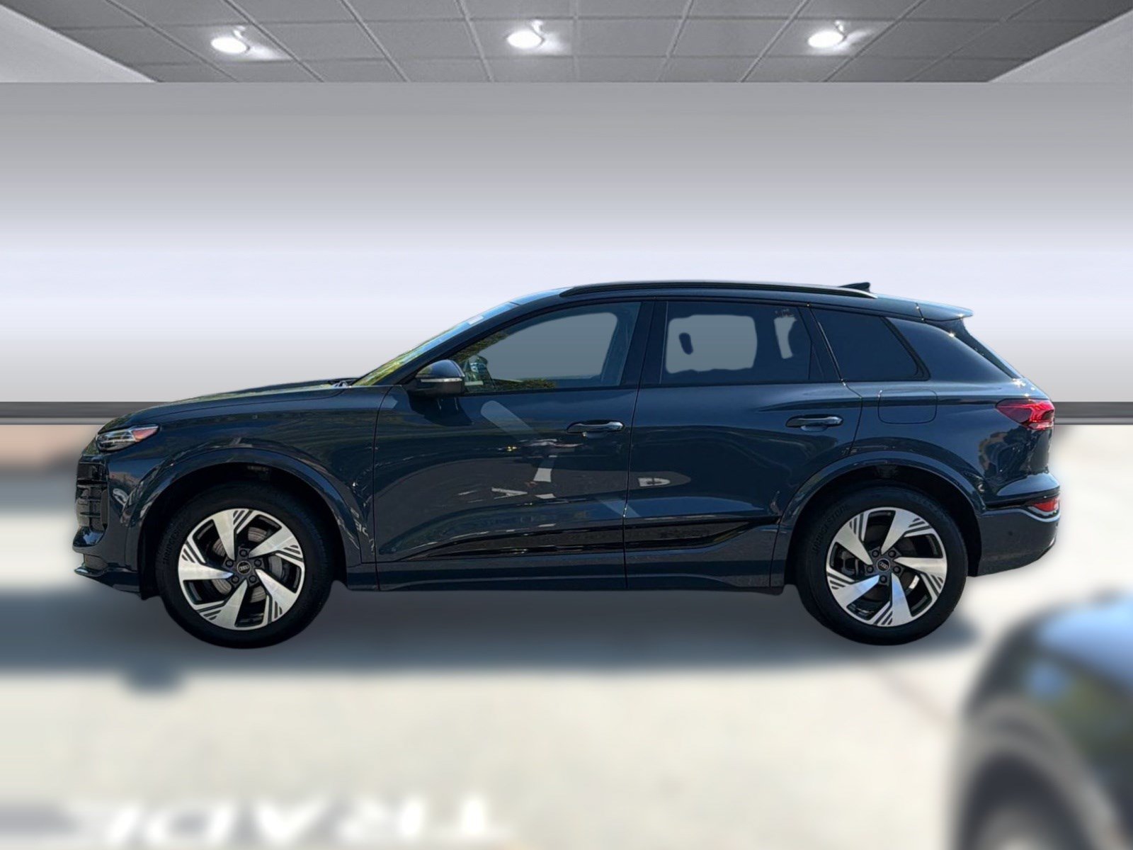 Certified 2025 Audi Q6 e-tron Premium Plus w/ Premium Plus AWD/4WD image 2