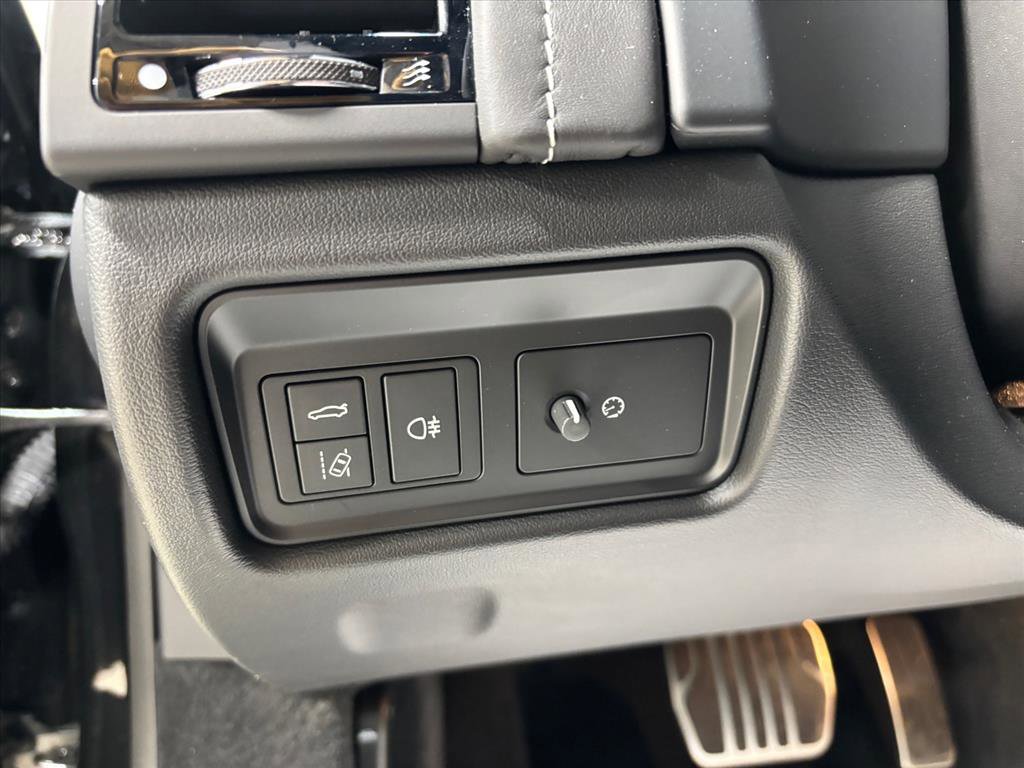 New 2024 Jaguar F-TYPE R image 21