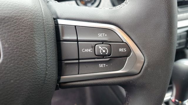 Certified 2024 Jeep Compass Latitude image 10