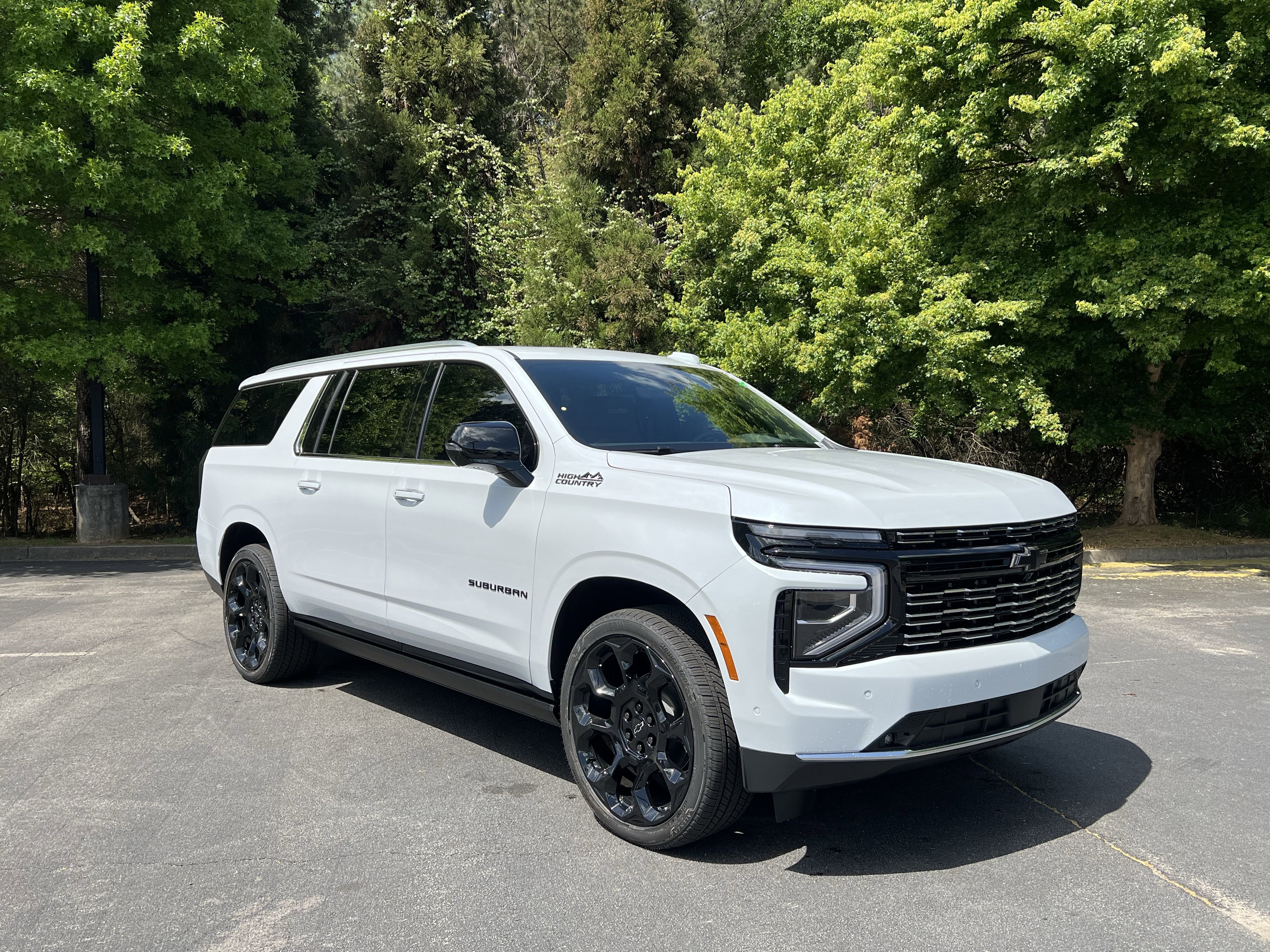 New 2026 Chevrolet Suburban High Country AWD/4WD image 2