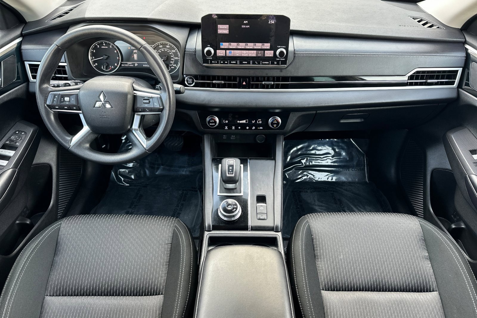 Used 2022 Mitsubishi Outlander ES image 15